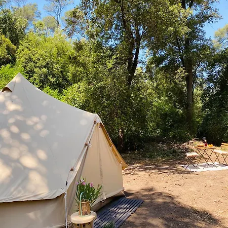 El Niuet Del Bosc Tenda de luxe Caldes De Montbui